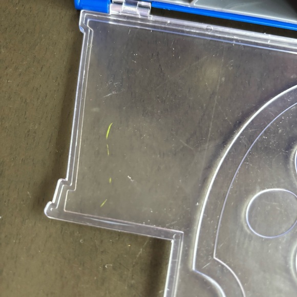 PAW Patrol Micro Movers Movie City Tower with 7 Exclusive Roller Toy Figures - Picture 5 of 5